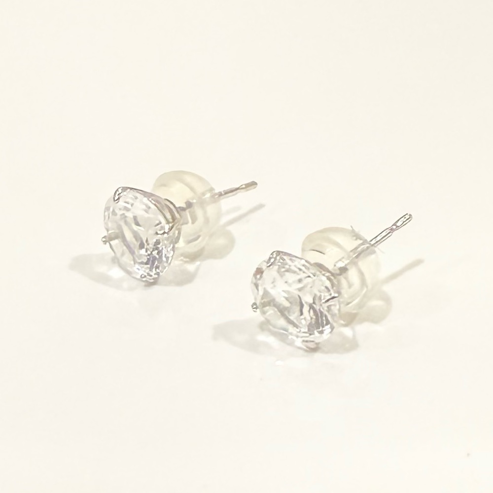 NEW Solid 10K Gold White Sapphire Earrings